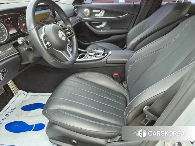 Mercedes-Benz E-Class W213 2020 Серебряный из Кореи, фото 2