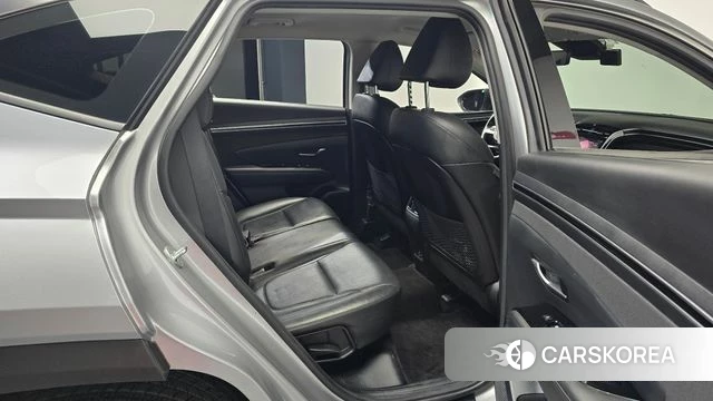 Hyundai Tucson (NX4) 2021 Серебристо-серый из Кореи, фото 2