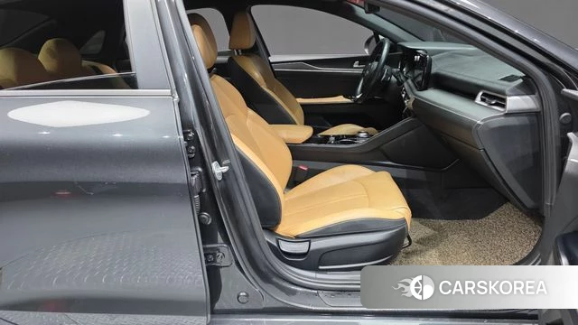 Kia K5 3rd generation 2020 Серый из Кореи, фото 2
