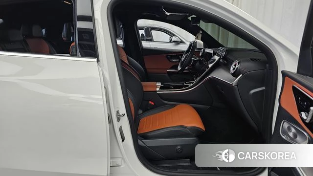 Mercedes-Benz GLC-Class X254 2024 Белый из Кореи, фото 2