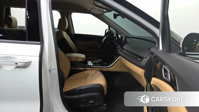Kia Carnival 4th generation 2023 Белый из Кореи, фото 2