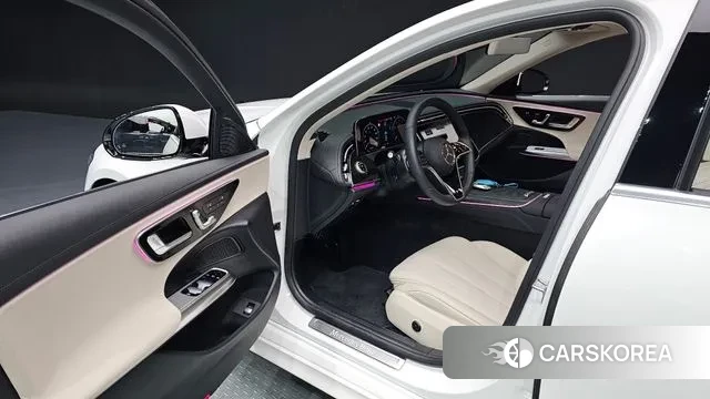 Mercedes-Benz E-Class W214 2025 Белый из Кореи, фото 2