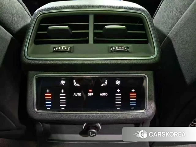 Audi A6L 2022 Черный из Китая, фото 2