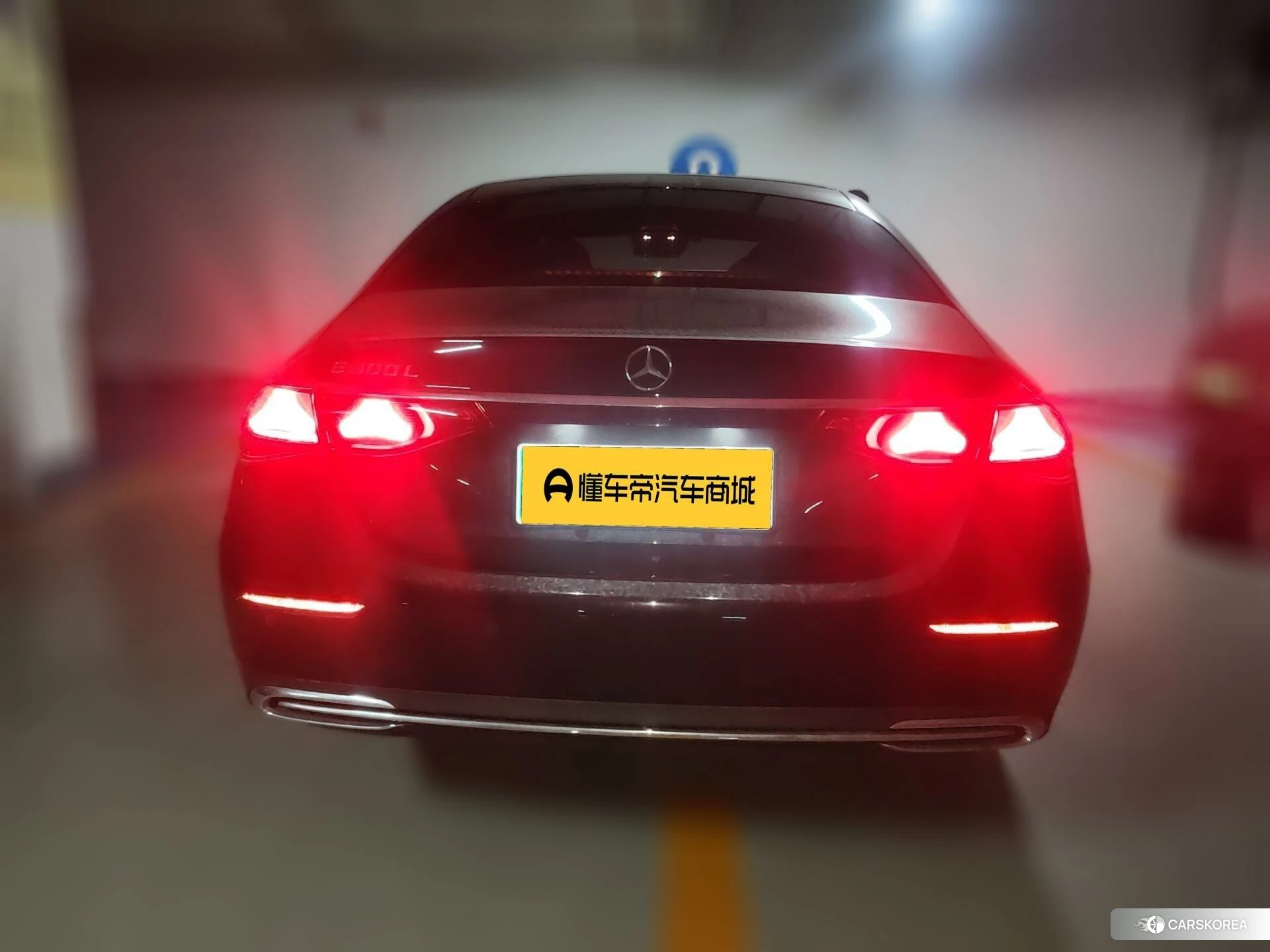 Mercedes-Benz E-Class 2024 Черный из Китая, фото 2