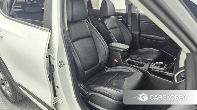 Kia The New Seltos 2024 Белый из Кореи, фото 2