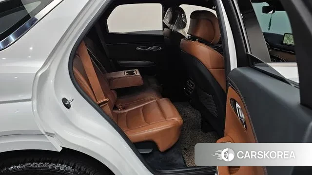 Genesis GV70 2022 Белый из Кореи, фото 2