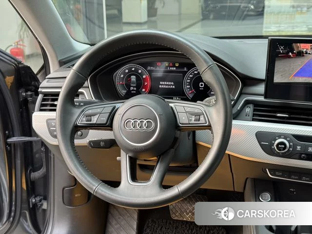 Audi A4L 2021 Темно-серый из Китая, фото 2