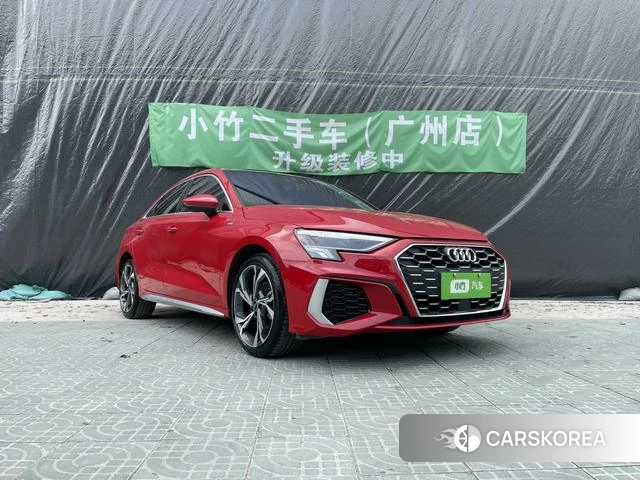 Audi A3 2023 Красный из Китая, фото 2