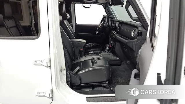 Jeep Wrangler (JL) 2023 Белый из Кореи, фото 2