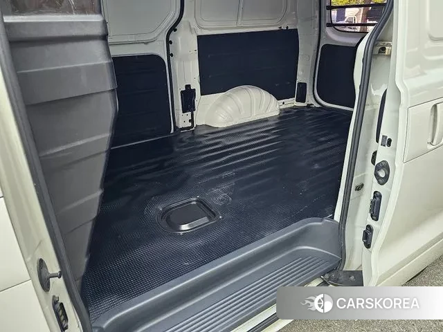 Hyundai The New Grand Starex 2018 Белый из Кореи, фото 2