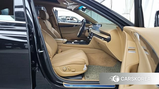 Genesis G80 (RG3) 2024 Черный из Кореи, фото 2