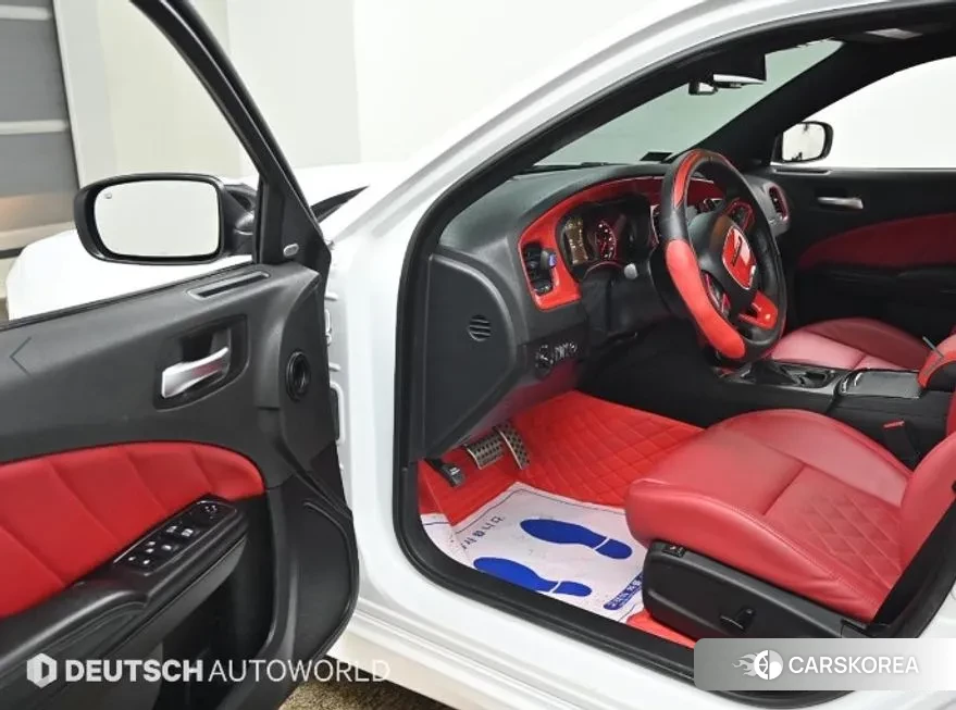 Dodge Charger 2019 Белый из Кореи, фото 2