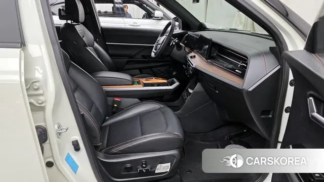 Ssangyong Torres EVX 2024 Белый из Кореи, фото 2