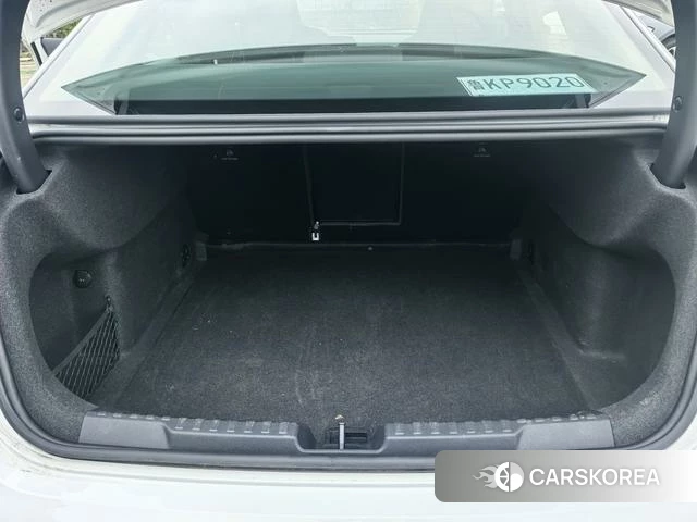 Audi A3 2024 Белый из Китая, фото 2