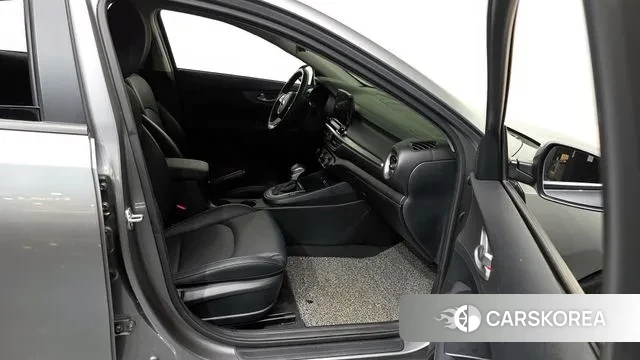 Kia Come New K3 2018 Серый из Кореи, фото 2