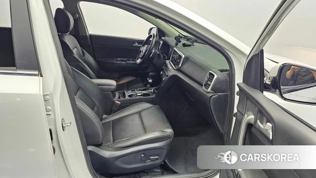 Kia Sportage The Bold 2021 Белый из Кореи, фото 2