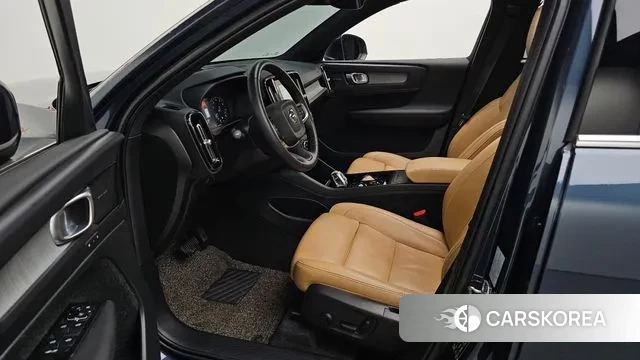 Volvo XC40 2021 Синий из Кореи, фото 2
