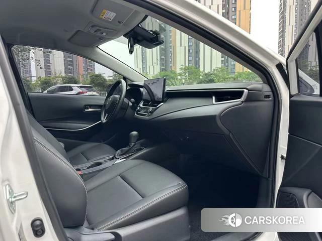 Toyota Corolla 2024 Белый из Китая, фото 2