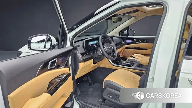 Kia Carnival 4th generation 2023 Белый из Кореи, фото 2