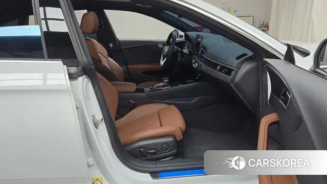 Audi A5 (F5) 2024 Белый из Кореи, фото 2