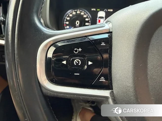 Volvo V90 Cross-Country 2018 Небесно-голубой из Кореи, фото 2