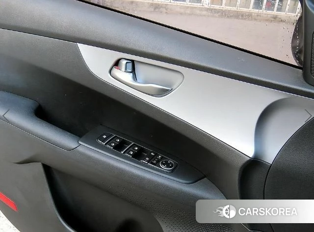 Kia The New K3 2nd generation 2021 Белый из Кореи, фото 2