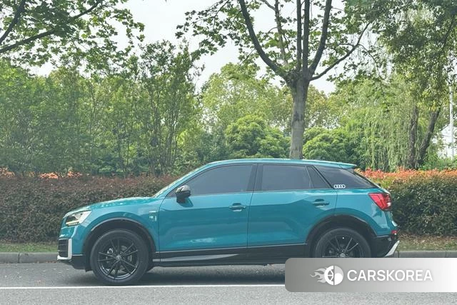 Audi Q2L 2019 Синий из Китая, фото 2