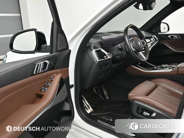 BMW X5 (G05) 2023 Белый из Кореи, фото 2