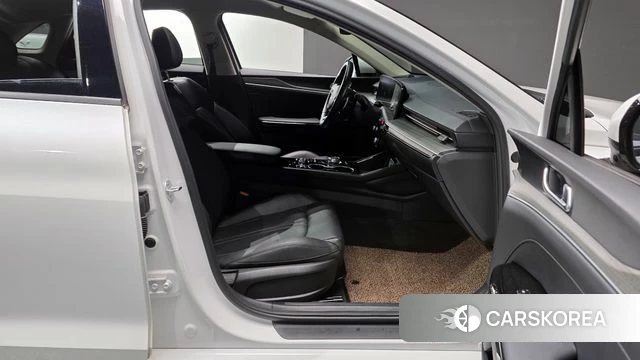 Kia The New K5 3rd generation 2024 Белый из Кореи, фото 2