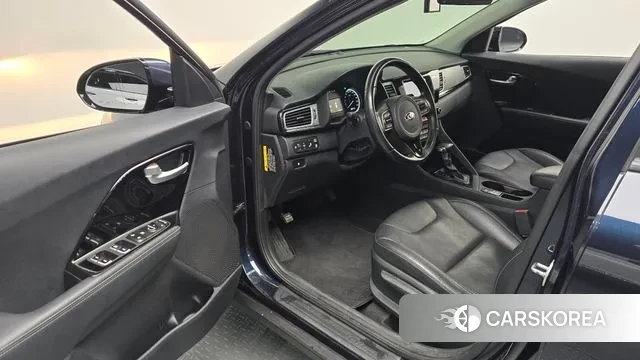 Kia Niro 2018 Синий из Кореи, фото 2