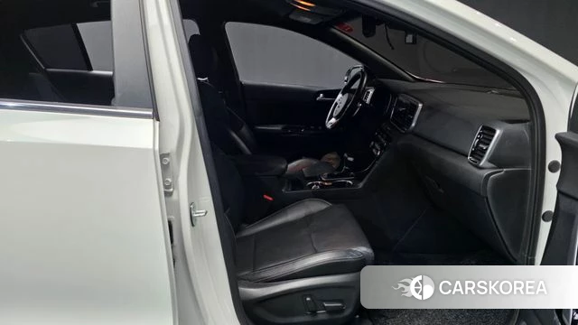 Kia Sportage The Bold 2018 Белый из Кореи, фото 2