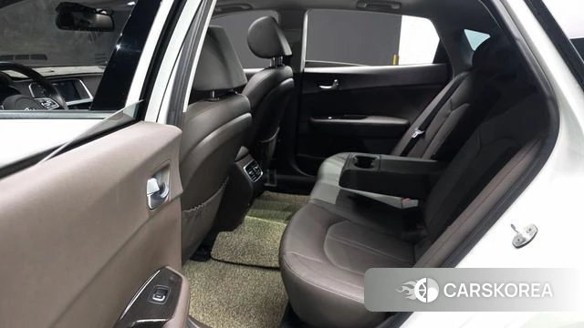 Kia The New K5 2nd generation 2018 Белый из Кореи, фото 2