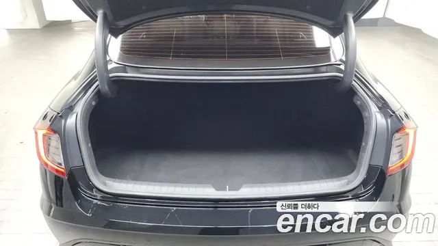 Hyundai Sonata (DN8) 2021 Черный из Кореи, фото 2