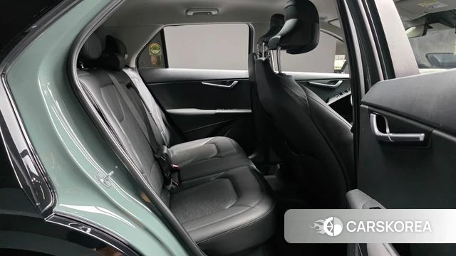 Kia Di Ol Nu Niro 2022 Темно-зеленый из Кореи, фото 2