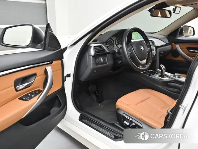 BMW 4 Series (F32) 2018 Белый из Кореи, фото 2