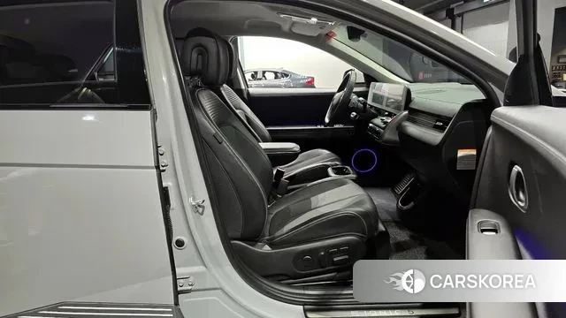 Hyundai Ionic 5 2022 Серебристо-серый из Кореи, фото 2