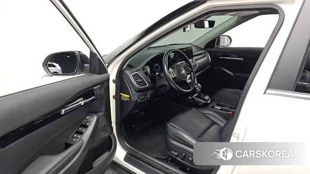 Kia Seltos 2020 Белый из Кореи, фото 2