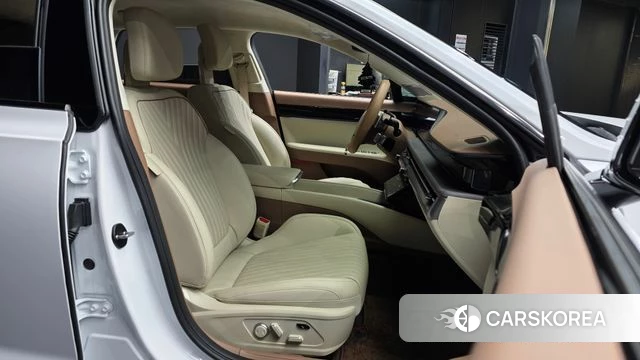 Hyundai Grandeur (GN7) 2025 Белый из Кореи, фото 2
