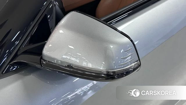 BMW Z4 (G29) 2023 Серебристо-серый из Кореи, фото 2