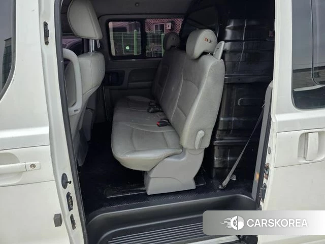 Hyundai The New Grand Starex 2018 Белый из Кореи, фото 2