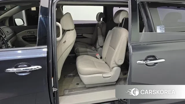 Kia The New Carnival 2018 Черный из Кореи, фото 2