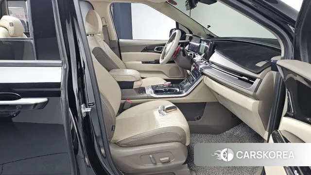 Kia Carnival 4th generation 2022 Черный из Кореи, фото 2
