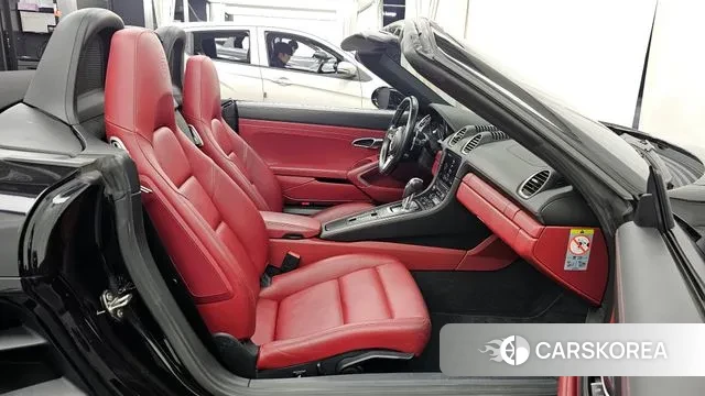 Porsche 718 Boxster 2020 Черный из Кореи, фото 2