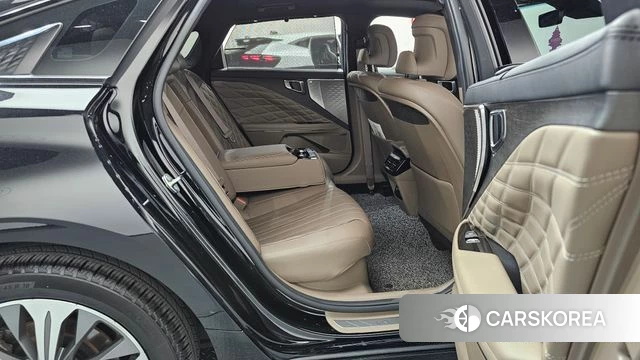 Kia K8 Hybrid 2024 Черный из Кореи, фото 2