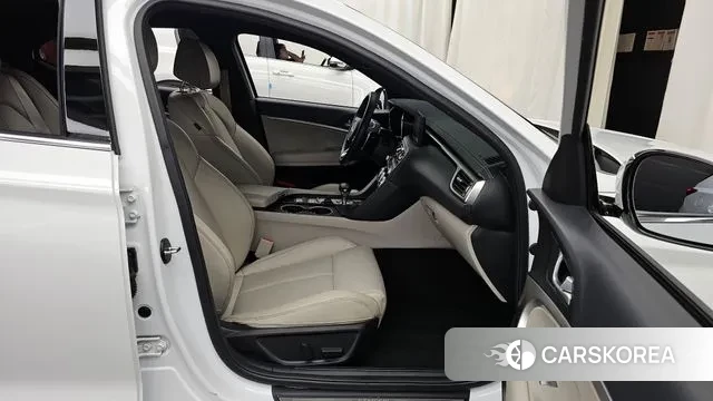 Genesis The New G70 2021 Белый из Кореи, фото 2