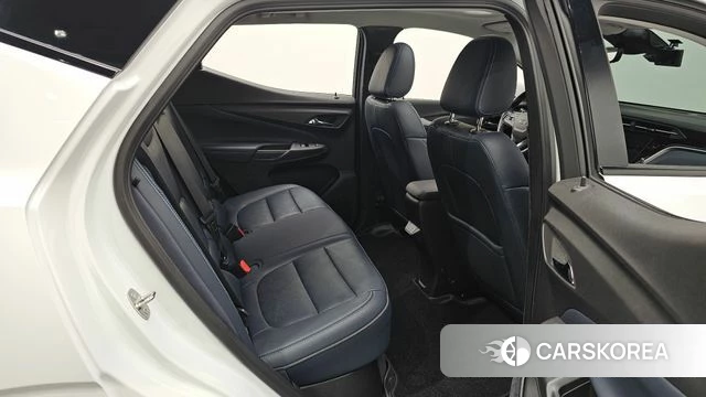 Chevrolet (GM Daewoo) Bolt EUV 2023 Белый из Кореи, фото 2