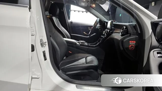 Mercedes-Benz C-Class W205 2020 Белый из Кореи, фото 2