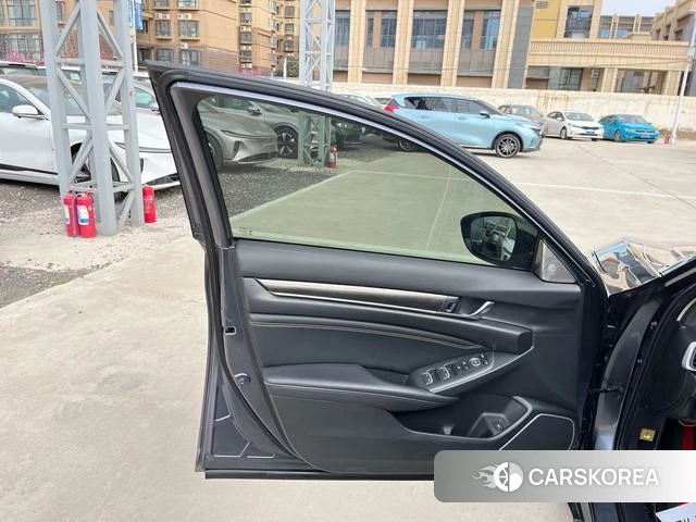Honda Accord 2022 Черный из Китая, фото 2