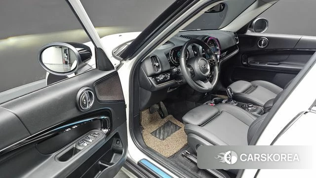 Mini Cooper Countryman 2023 Белый из Кореи, фото 2