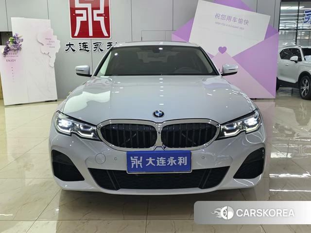 BMW 3 series 2022 Белый из Китая, фото 2